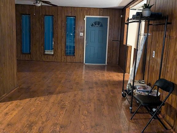 2nd image of 5711 Doolittle Blvd #1
