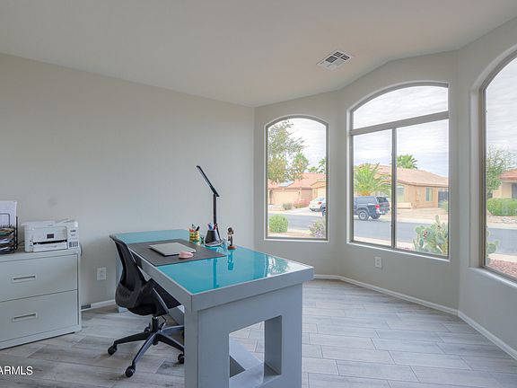 4th image of 42487 W HALL Drive