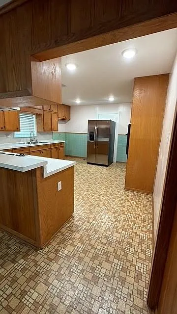 2 bed, 1.0 bath, 1229 sqft, $1,200 — Photo 4