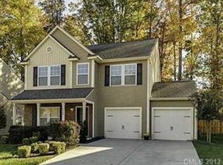 9522 Fernspray Rd, Charlotte, NC 28215
