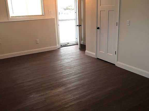 5th image of 3195 Keokuk Ct