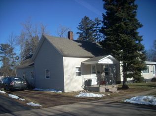 402 E 6th St, Merrill, WI 54452