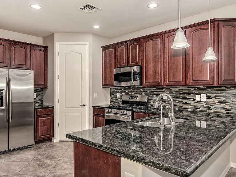 5553 W Buckskin Trl — Photo 7