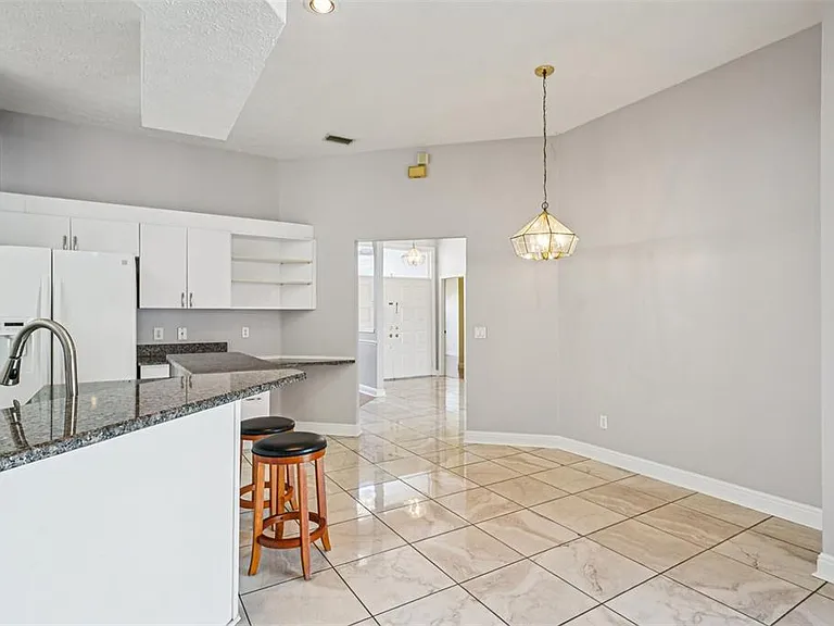 918 Academy Dr — Photo 21