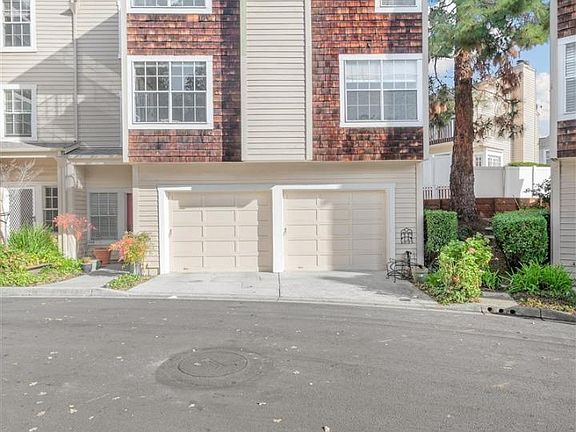 2nd image of 40 Holmes Dr