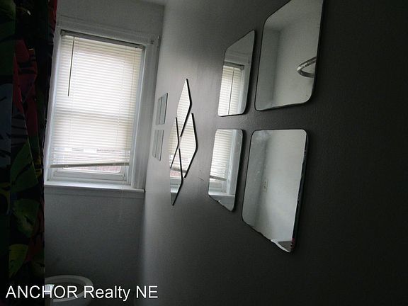 4th image of 7113 Torresdale Ave