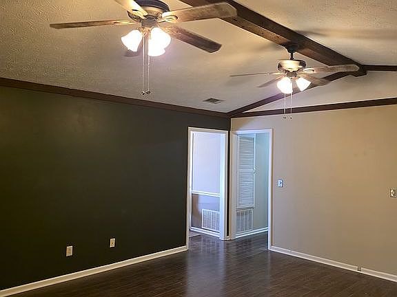4th image of 5011 Stone Gate Dr
