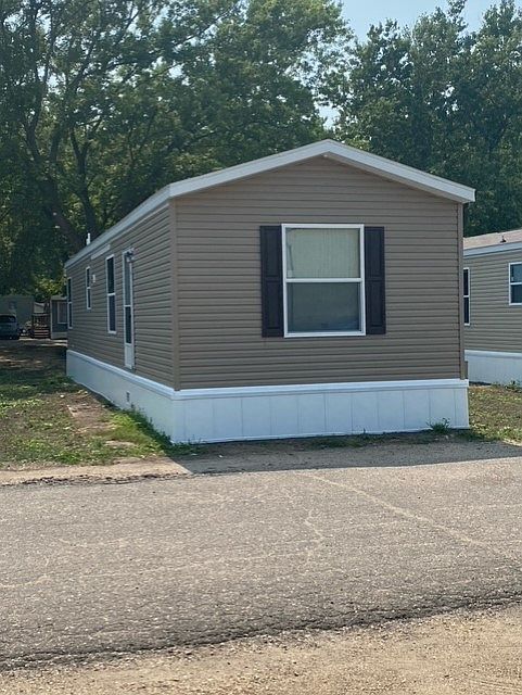 1st image of 300 Medary Ave S Lot 32