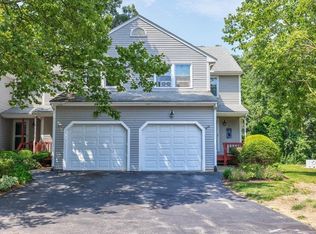 154 Bear Hill Rd APT 608, Cumberland, RI 02864