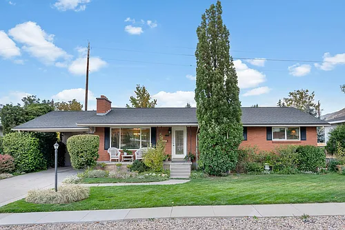 2405 E Sundown Ave Photo 1