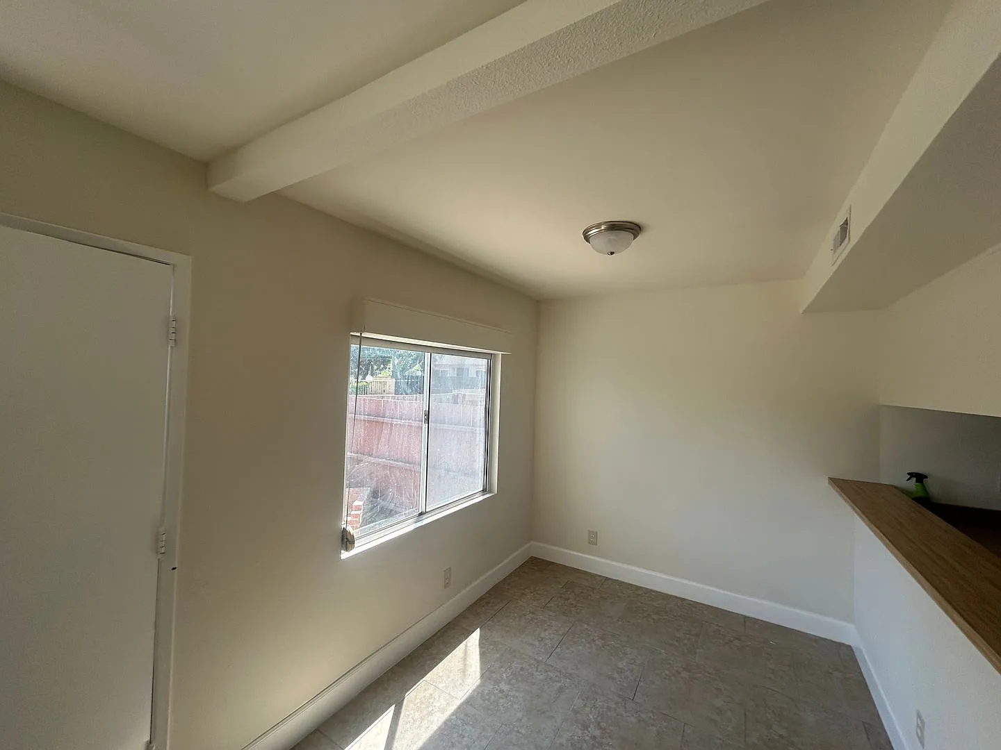 2 Bedroom 1.5 Bath Townhome — Photo 2