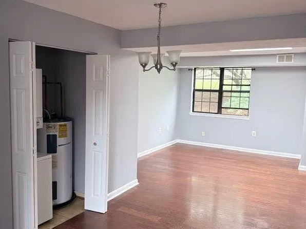 3052 Pineview Ct NE, Washington, DC