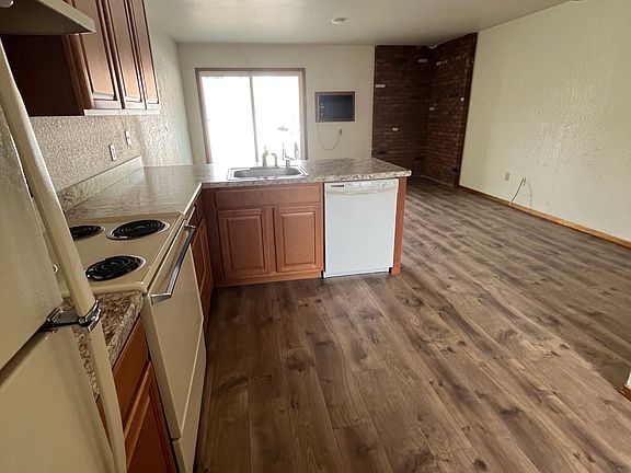 2nd image of 253 Westchester Sq S #253