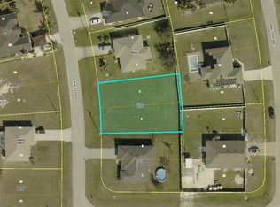 17 NW 29th Pl, Cape Coral, FL 33993