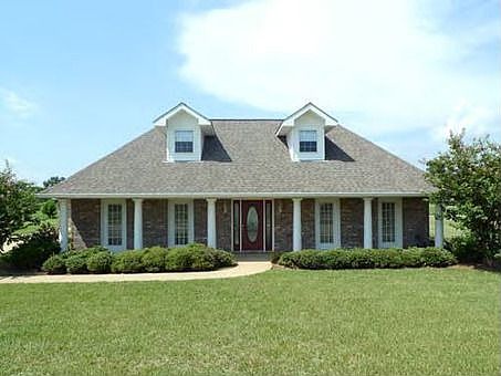 1st image of 103 Village Ct