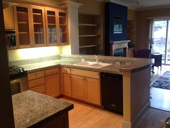 Granite Countertops, Gas stove