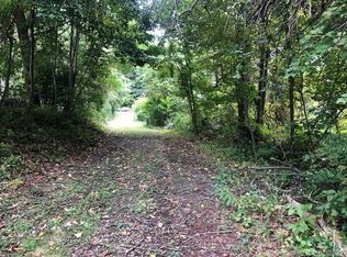 1305 Barnes Rd, Wallingford, CT 06492