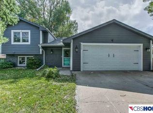 6330 N 112th Cir, Omaha, NE 68164