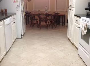 109 Chaucer Cir, Hattiesburg, MS 39402