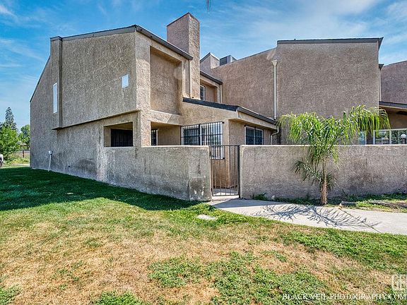3rd image of 3600 O St APT 12