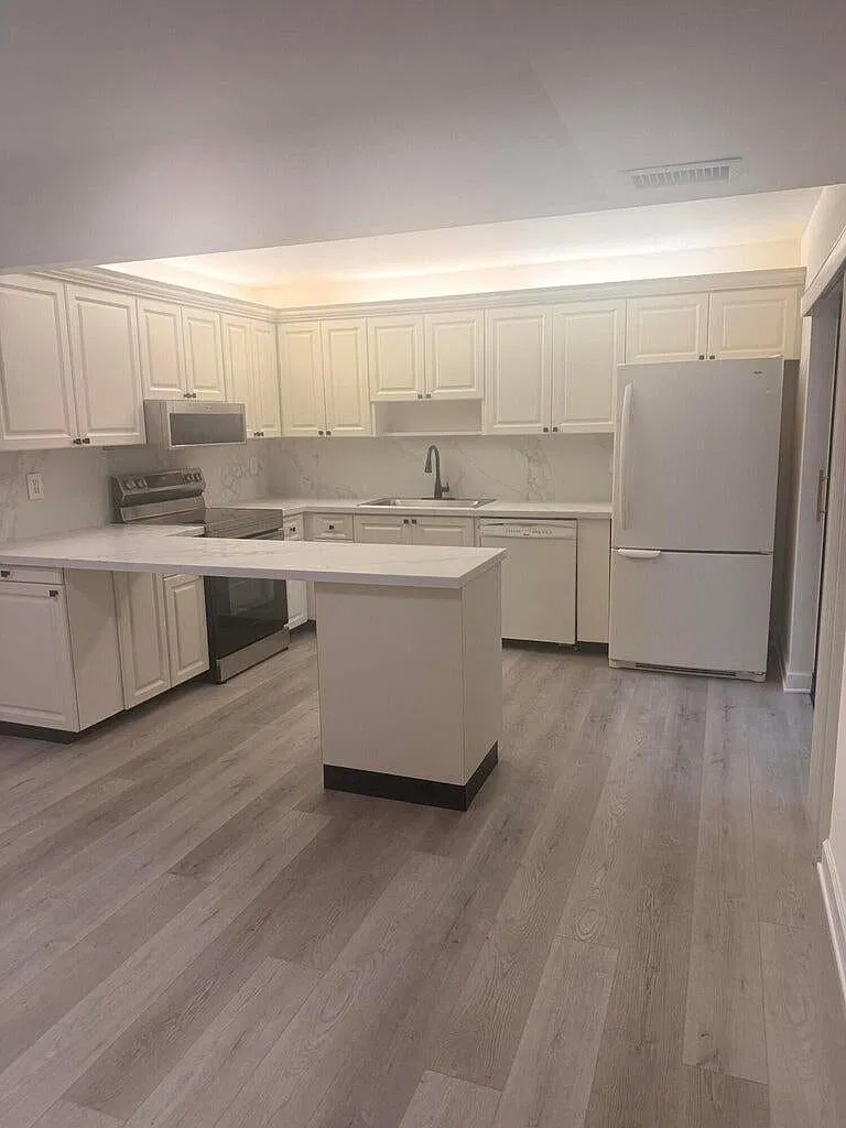 2 bed, 2.5 bath, 1384 sqft, $2,750 — Photo 1