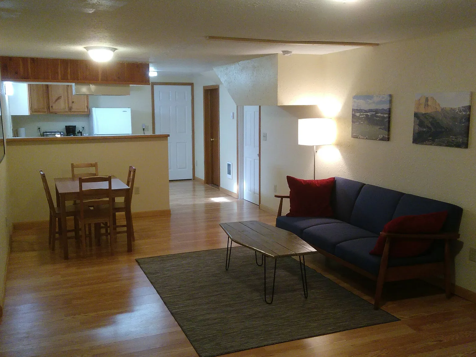 2 bed, 800 sqft, $1,100 — Photo 2
