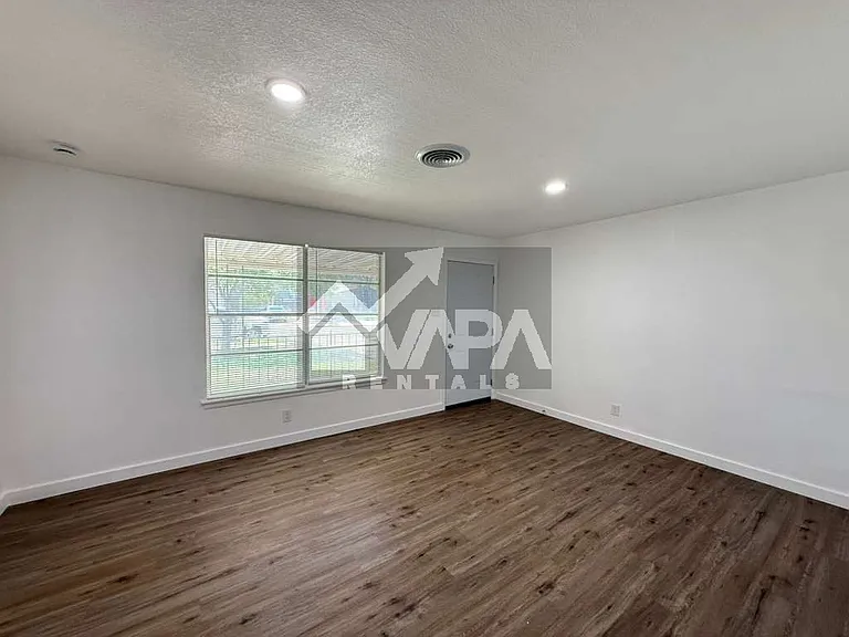 7819 Quirt St — Photo 11