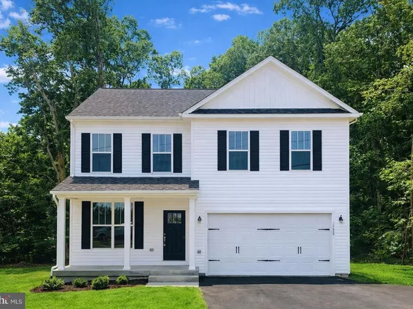 31 Blue Stone Dr, Fredericksburg, VA 22405