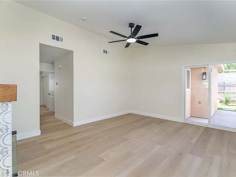 1147 Bronze Star Dr — Photo 9