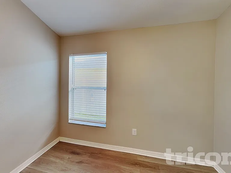3921 Langdrum Dr — Photo 13