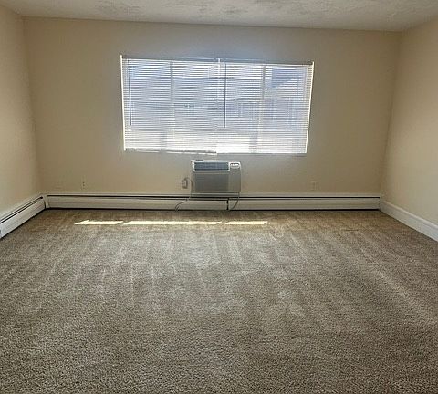 2nd image of 101 N Broadway APT 307