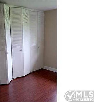 3rd image of 2545 Dudley Dr W APT B
