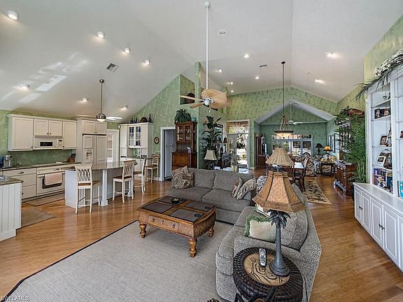 4th image of 436 Egret Ave