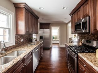 414 East Valley Lane, Arlington Heights, IL 60004