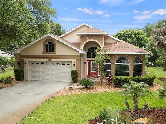 2nd image of 3607 Mallow Dr