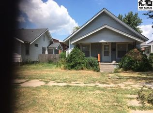 22 W 14th Ave, Hutchinson, KS 67501