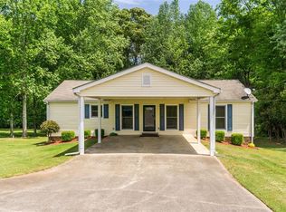 3565 Smithtown Rd, Suwanee, GA 30024