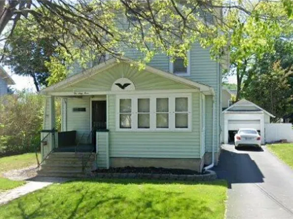 1063 Lincoln St, Elmira, NY 14901