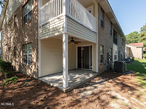 3rd image of 2802 Mulberry Lane #C