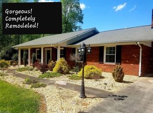 129 Raven Maple Dr, Wilkesboro, NC 28697