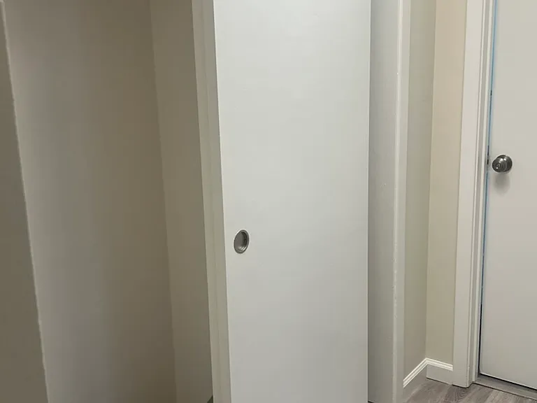 569 Commercial Ave — Photo 5