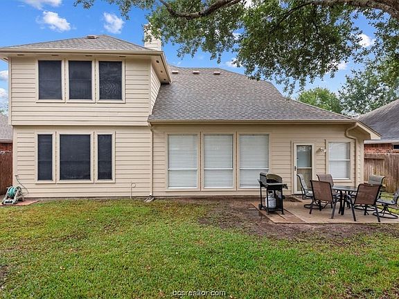 4th image of 17539 W Copper Lakes Dr