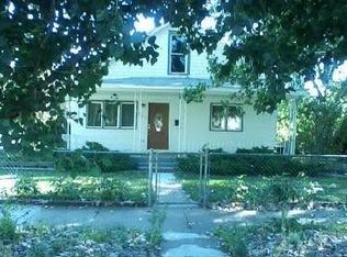 202 S Merriam Ave, Miles City, MT 59301