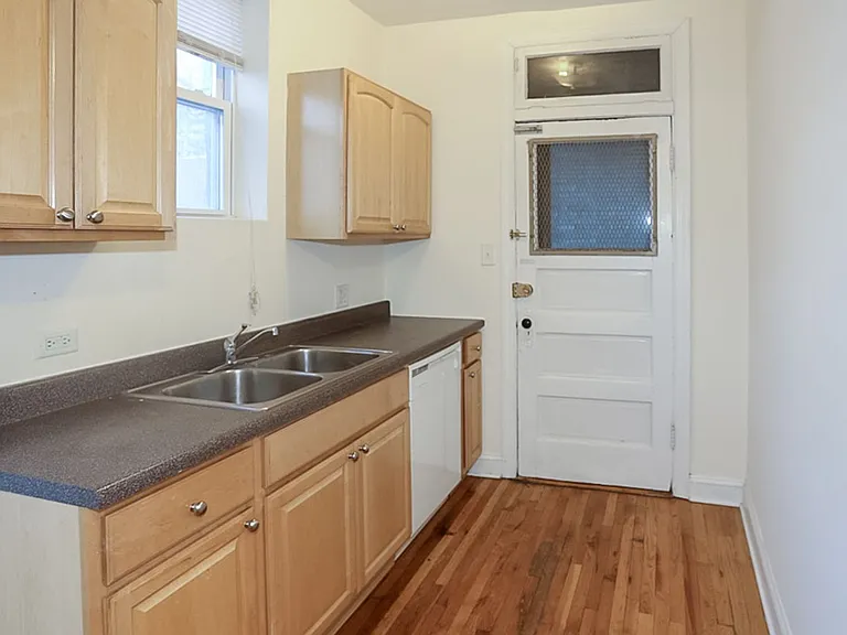3520 N Broadway #3E — Photo 1