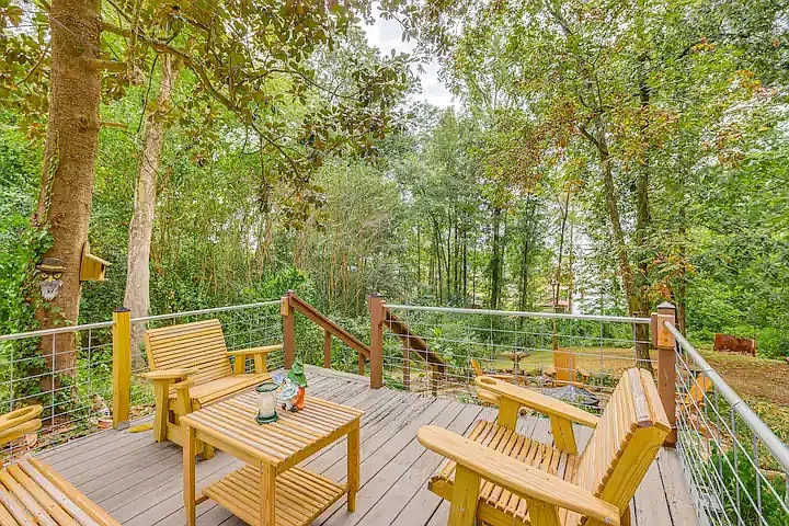 3 bed, 1200 sqft, $2,500 — Photo 3