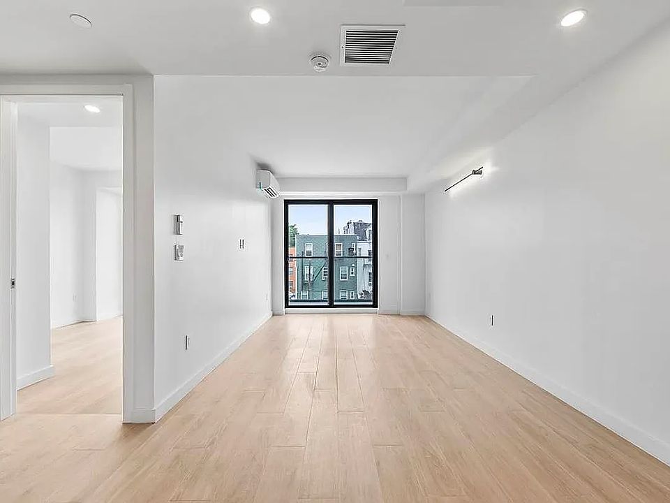 1st image of 21 Meserole St #206