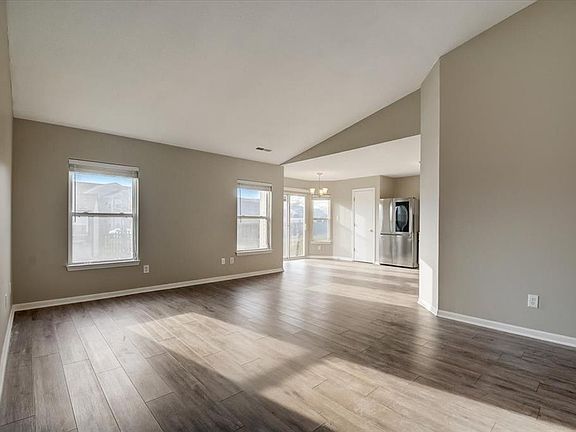 3rd image of 1235 Williamsburg Way