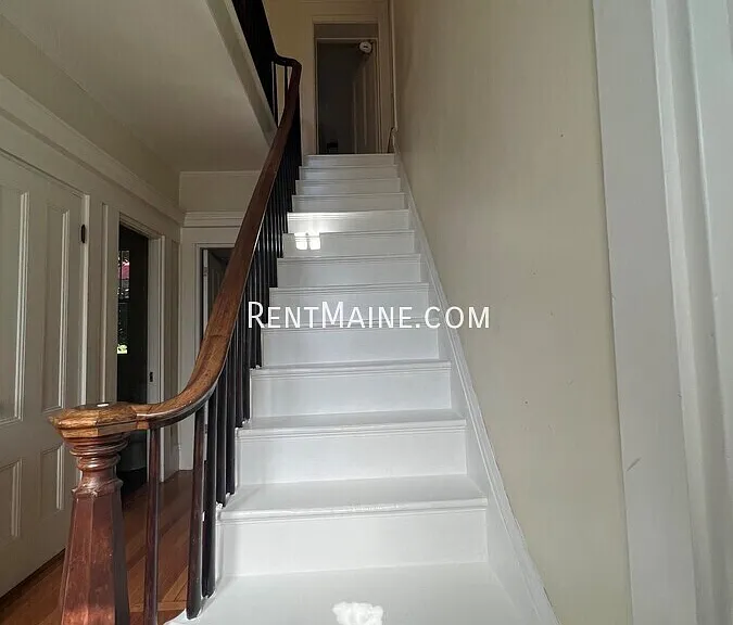 79 4th St #3 — Photo 13