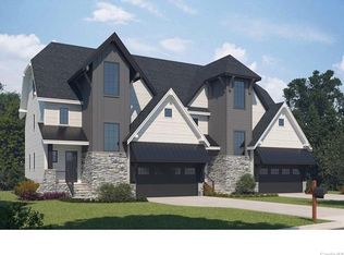 2826 Irby Dr, Charlotte, NC 28209