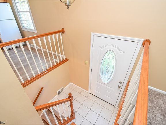 5th image of 1685 Lancaster Dr